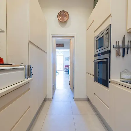 2-br Bourgeois Croisette & Sea View *