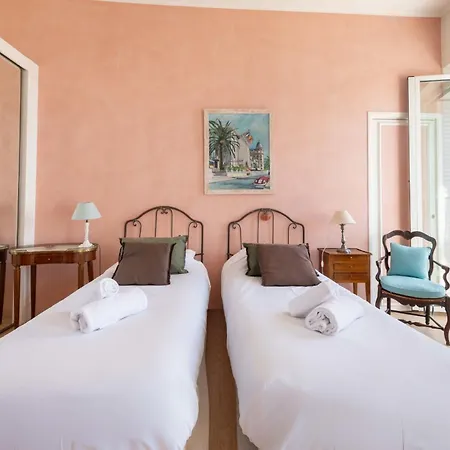 2-br Bourgeois Croisette & Sea View *